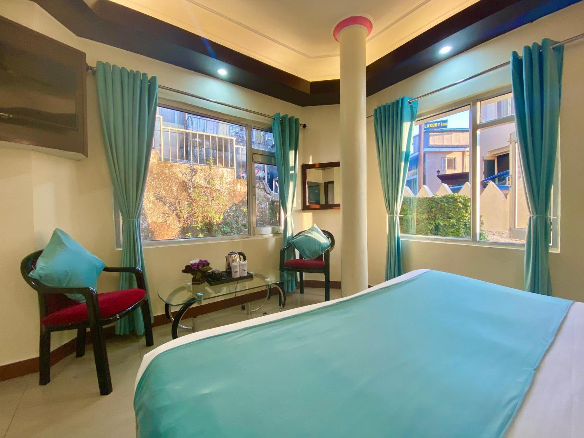 Riversun Hotel Mall Road Mussoorie Ngoại thất bức ảnh