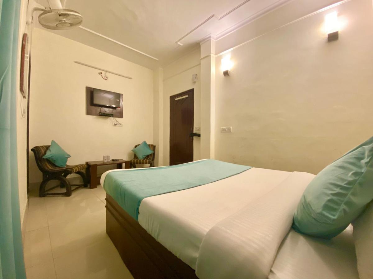 Riversun Hotel Mall Road Mussoorie Ngoại thất bức ảnh