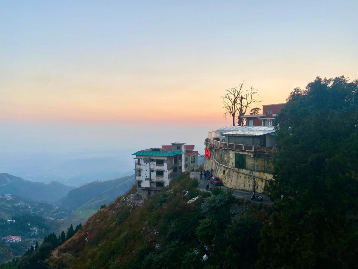 Riversun Hotel Mall Road Mussoorie Ngoại thất bức ảnh