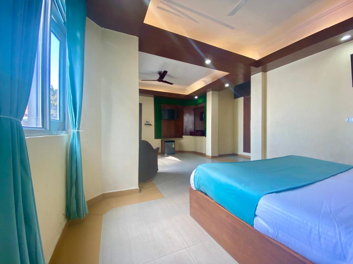 Riversun Hotel Mall Road Mussoorie Ngoại thất bức ảnh