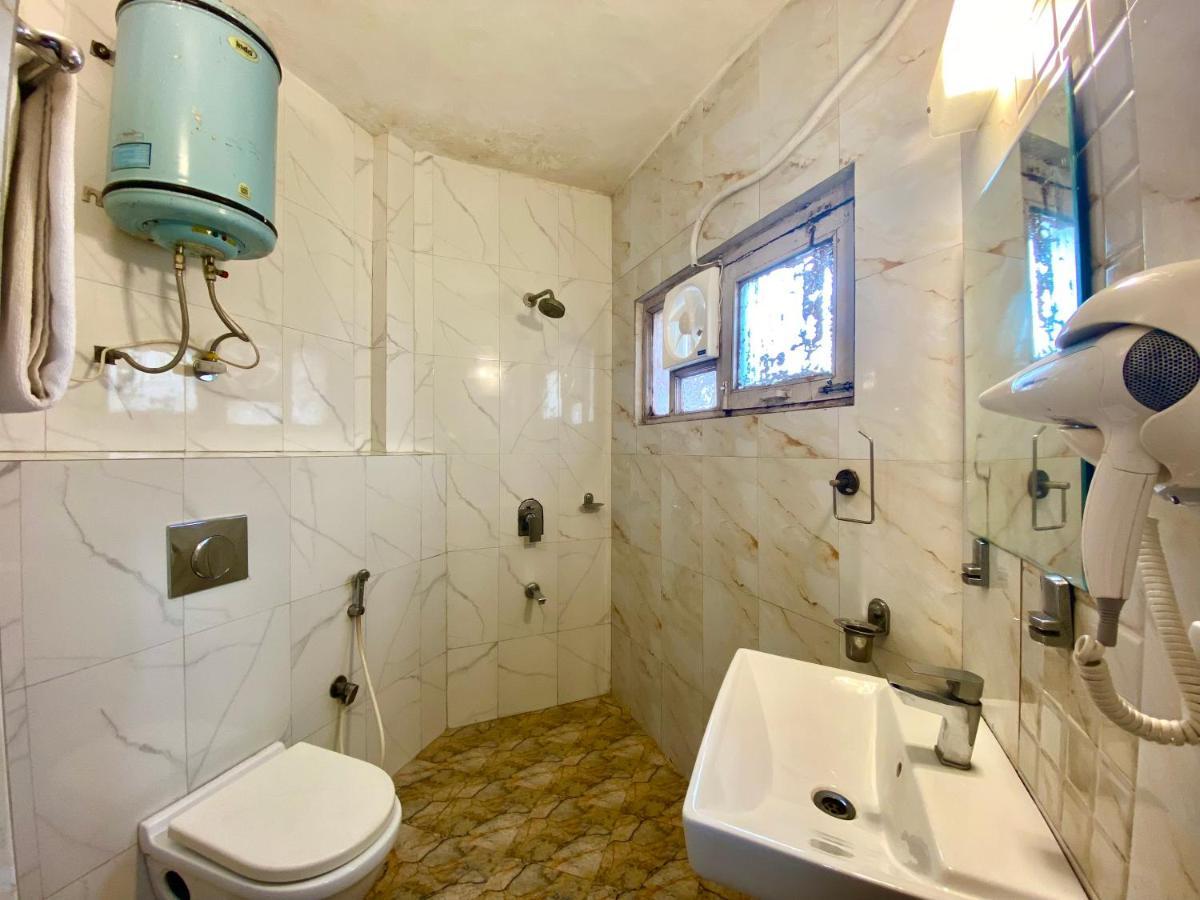 Riversun Hotel Mall Road Mussoorie Ngoại thất bức ảnh